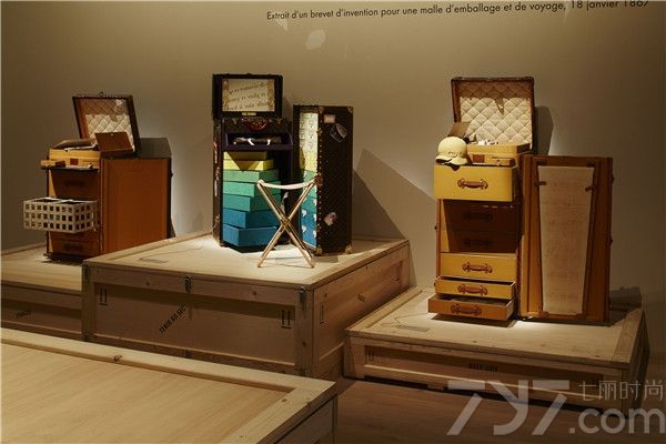 LV展巴黎举办：一百年来欧洲上流社会是如何旅行的？