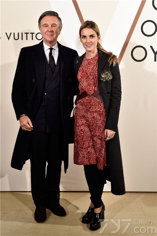 LV展巴黎举办：一百年来欧洲上流社会是如何旅行的？