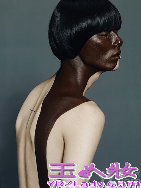 近日，安宰贤、CNBLUE李宗泫、金元中、徐康俊、洪中贤携手某时尚杂志拍摄了一组写真图片，吸引了大批粉丝的目光。当下炙手可热的小鲜肉共同演绎着另类、感性的时尚大片，看来属于他们的时代终于到了。