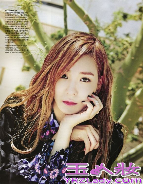 近日，少女时代中的小分队TTS成员Tiffany，为某时尚杂志《VOGUE girl》拍摄了一组画报。在这组画报中，Tiffany身穿毛衣或长裙等休闲秋日服饰展现魅力。一起进行的采访对于此次专辑她表示：“我们的真实想法都包括在这张专辑中了，很多部分也直接参与充分发挥了魅力”。