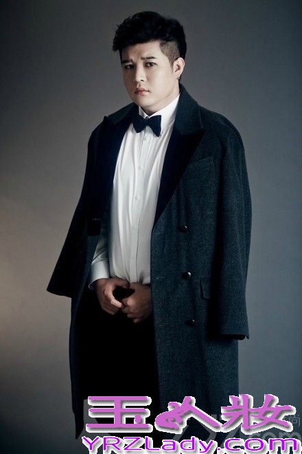 Super Junior携新专辑MAMACITA回归，将于25日下午公开预告视频。据悉，《MAMACITA》是一首New jack swing曲风的歌曲，SJ成员将会展现不同以往的一面，下面一起来看看Super Junior个人写真集预告照图片吧！