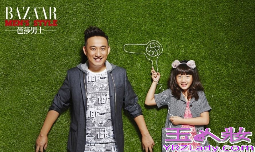 在湖南卫视的亲子节目《爸爸去哪儿2》中，黄磊的表现获得了很多观众的肯定，其乖巧可爱的女儿多多也深受大家的喜欢，这样幸福的家庭也十分令人羡慕。黄磊以爸爸的身份再次走红，近日还与女儿多多拍摄了一组芭莎男士的写真，一起来看看吧!
