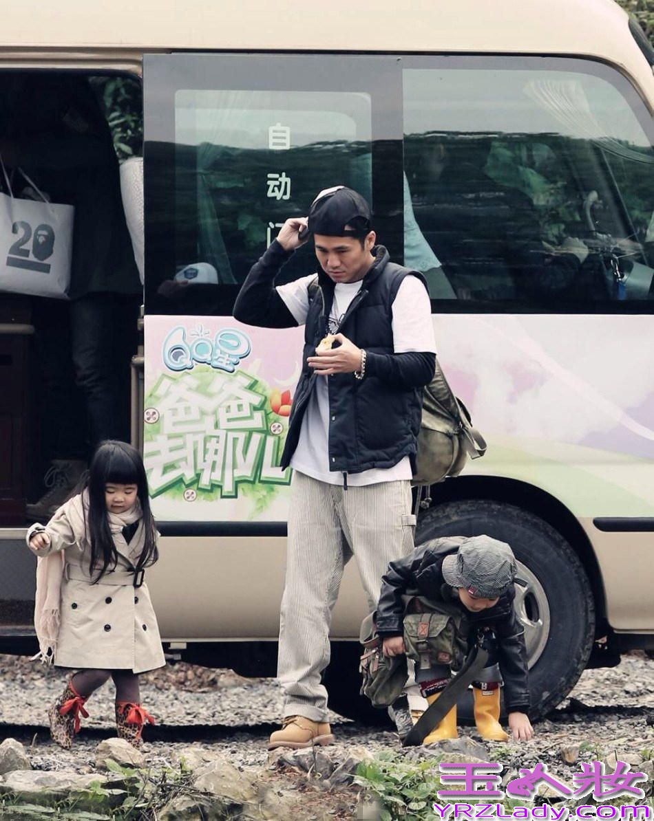 《爸爸去哪儿第二季》已经开拍，由黄磊、陆毅、曹格、杨威、吴镇宇组成的新的“潮爸萌娃”又将给我们带来怎样的惊喜呢？下面就先来看第二季的现场照吧！