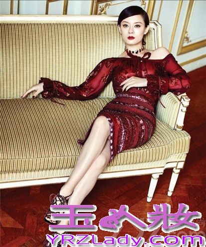 活跃在荧屏上的孙俪受到了大家的喜爱，一直以辣妈形象出现的孙俪在写真中展现出女王唯我独尊的一面，甄嬛传的热度不减，大家对孙俪的喜爱之情也是不可言语的。下面一起看看孙俪魅惑性感写真图片，尽显女王至尊霸气。