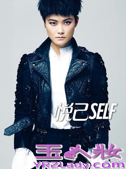 1984年3月10日出生于四川成都的李宇春，于2005年参加“超级女声”比赛荣获冠军，由于其独特的个人魅力成为中国内地炙手可热的歌手，近年来更是享誉国际星途坦荡，被称为内地的“舞蹈皇后”，李宇春成就了乐坛奇迹的同时也证明了中国偶像的世界影响力，今天就让我们看看李宇春的时尚写真大片，解析她独特的春式魅力！