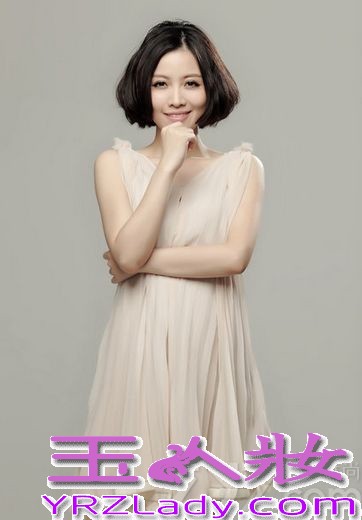 华谊音乐旗下当红歌手、华语乐坛顶级唱将姚贝娜，2013年末推出的全新唱片《1/2的我》已于市场热卖许久，并成绩喜人。作为姚贝娜全新出发后的首张唱片，唱片中全部歌曲都由当今华语乐坛顶级词曲和制作人为其量身打造，整张唱片可谓诚意十足。据悉，27日姚贝娜将现身北京爱琴海购物中心与歌迷见面，分享此张唱片的背后故事。