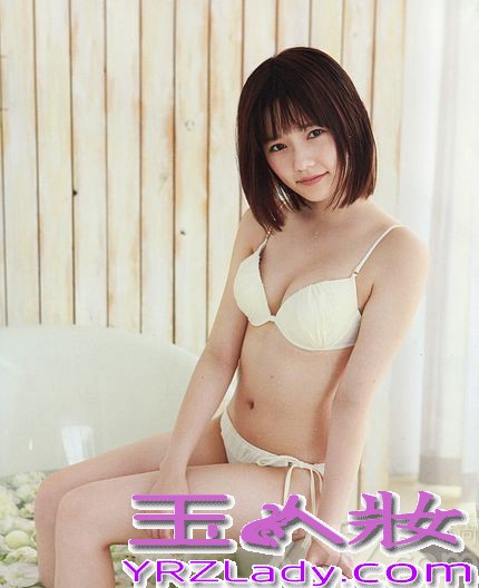 AKB48是日本当红的女组合，均是90后，萌妹岛崎遥香写真曝光，展现出发妙龄少女的青春活力与甜美。