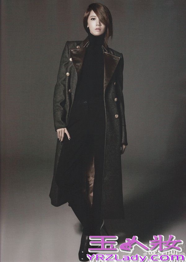 少女时代允儿是组合里的老幺，一直以清纯的形象示人，这次允儿转换魅力，变身性感熟女，一展韩国美女Feel，一起来看看吧！