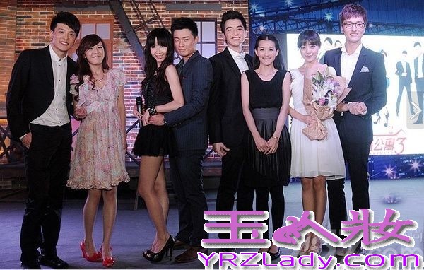 《爱情公寓4》什么时候上映是很多观众关注的问题,有消息称《爱情公寓4》将于1月17日登陆安徽卫视黄金剧场,而黑龙江高清剧场或安徽卫视将是首播平台。今天为大家提前分享爱情公寓4预告片中的搞笑图片，搞怪表情萌翻天。