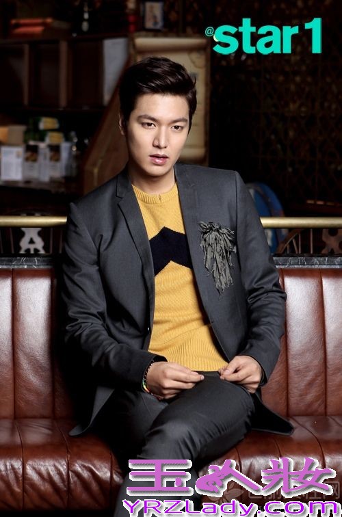 韩星李敏镐现在在韩国可是大热的趋势，无人能挡的感觉，在2013《SBS演艺大赏》中荣获各种大奖，真真是拿奖拿到手软的感觉。话说韩星李敏镐如此受欢迎可离不开那迷人又帅气的外表，还有那大长腿，光只是看看都心动到不行。