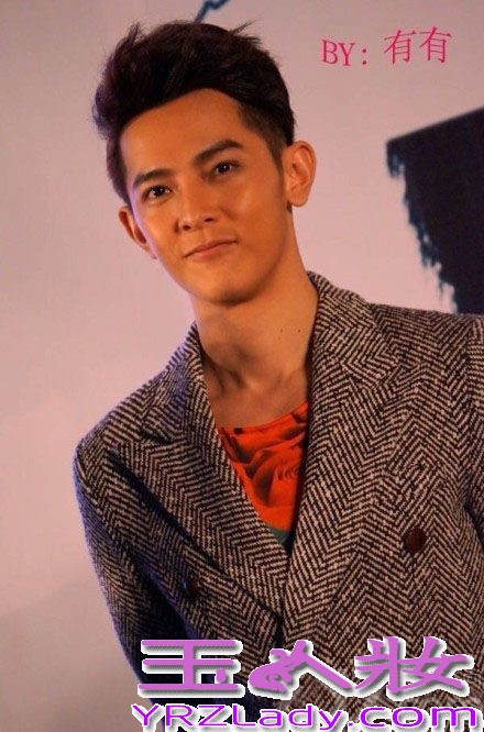 10日下午15:50分，孙敬媛连续更新两条微博“恭喜恭喜，大东儿真帅，祝《我的男男男男朋友》影片大麦，微博喊话替徒弟汪东城新片呐喊助威。据了解，汪东城与孙敬媛两人私下“师徒”相称关系非同一般，“师傅”孙敬媛潮牌服装刚上市不久，汪东城就替师傅帮忙，并且北京演唱会及各种发布会所穿服装都是师傅公司制作的品牌。另一条微博孙敬媛也是恭贺汪东城登socool杂志封面，片中汪东城身穿铆钉皮衣与编织西装展示男神的不同味道。