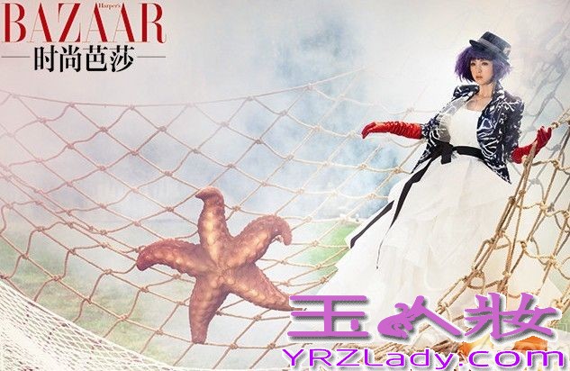 近日，董璇高云翔夫妻受邀为《时尚芭莎》拍摄了一组纪念刊写真迷幻大片。据悉，此次是《时尚芭莎》首创都市爱情平面电影特辑，在27周年纪念刊到来之际，杂志特别邀请了董璇高云翔这对圈中明星夫妻楷模来加以演绎80后当红作家辛夷坞的作品《伤鱼》，片中董璇高云翔皆大尺度突破往日形象，董璇大胆挑战紫、蓝发色出境，与高云翔的一头摩登长发遥相呼应，动人声色亦真亦幻，如梦似影般仿佛令人进入幻境并为之着迷。