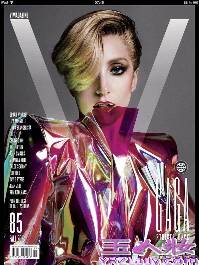 Lady Gaga近日拍摄《V》杂志大尺度写真完整版曝光，Gaga半裸出镜搔首弄姿，挤胸露臀挑战最大尺度。不改豪放本色，很是性感。