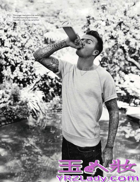 <p>他是明星里最会踢球的，是踢球的里最值钱的，还是会赚钱的里最有型有款的，他就是万人迷贝克汉姆！一个让无数人疯狂的名字，今天小编为大家带来了贝克汉姆为《Elle》杂志拍摄的一组照片。超有型的男色诱惑让你无法抵挡！</p>