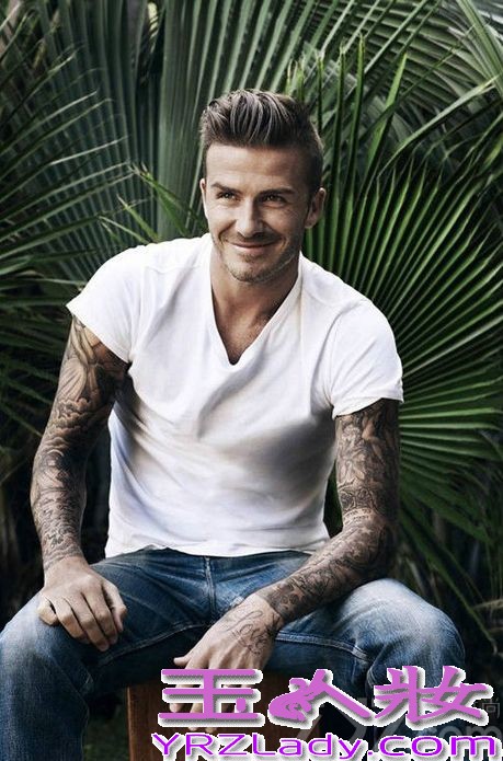 <p>他是明星里最会踢球的，是踢球的里最值钱的，还是会赚钱的里最有型有款的，他就是万人迷贝克汉姆！一个让无数人疯狂的名字，今天小编为大家带来了贝克汉姆为《Elle》杂志拍摄的一组照片。超有型的男色诱惑让你无法抵挡！</p>