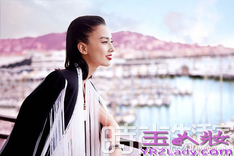 黄圣依现身戛纳，王月心监制拍摄时尚大片，尝试设计师王培沂的三套小礼服。