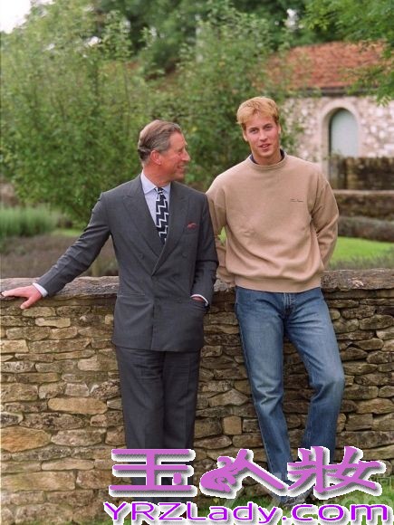 大家都知道英国威廉王子与“平民王妃”凯特的美丽爱情故事，那你知道生活中的他是什么样的吗？七丽图库为你收集了威廉王子从小到大的生活照，来一睹王子的风采吧！