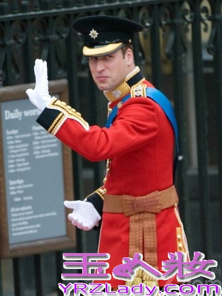 大家都知道英国威廉王子与“平民王妃”凯特的美丽爱情故事，那你知道生活中的他是什么样的吗？七丽图库为你收集了威廉王子从小到大的生活照，来一睹王子的风采吧！