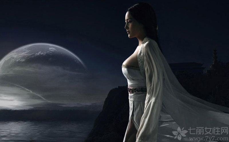 <p>红了的张馨予近日被翻出以前为静态电影《赤壁》拍摄的剧照，并引来众多围观，被网友称为&ldquo;史上尺度最大的小乔&rdquo;。在《赤壁》中张馨予延续写真中的性感扮相，多以爆乳，全裸出镜，场面香艳无比。</p>