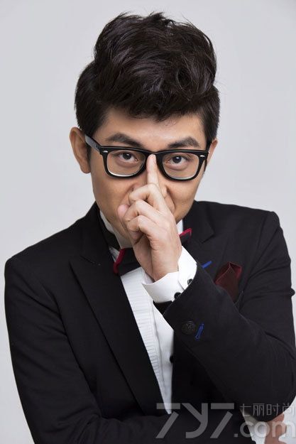 <p>据悉，金志文和女友将于十一月底在海南三亚举办长达4小时的盛大婚礼，婚礼的主题是他的成名曲&ldquo;为爱痴狂&rdquo;。而《中国好声音》团队将为金志文和女友金兰免费打造一场羡煞旁人的完美婚礼。</p>