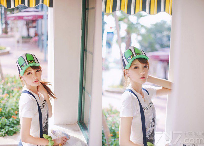 超级可爱的清纯美女配搭各式各样的帽子走秀街拍，男士们怎么可以错过呢？天天的笑容，白皙的肌肤衬托出娇小的容颜。大大的眼睛，明亮吸引人，看的男士们为之动容。