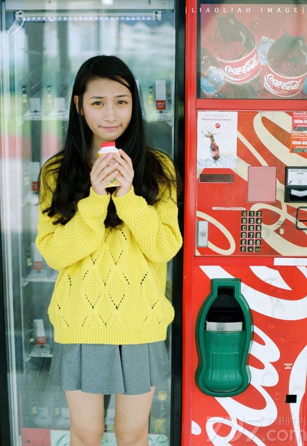 <p>清纯气质无辜少女写真，青涩的脸庞让人心动不已。</p>