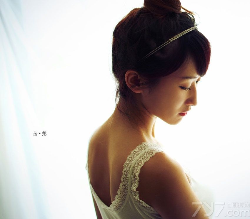 <p>清纯校花唯美&ldquo;念想&rdquo;生活照 直令宅男沉醉其中</p>