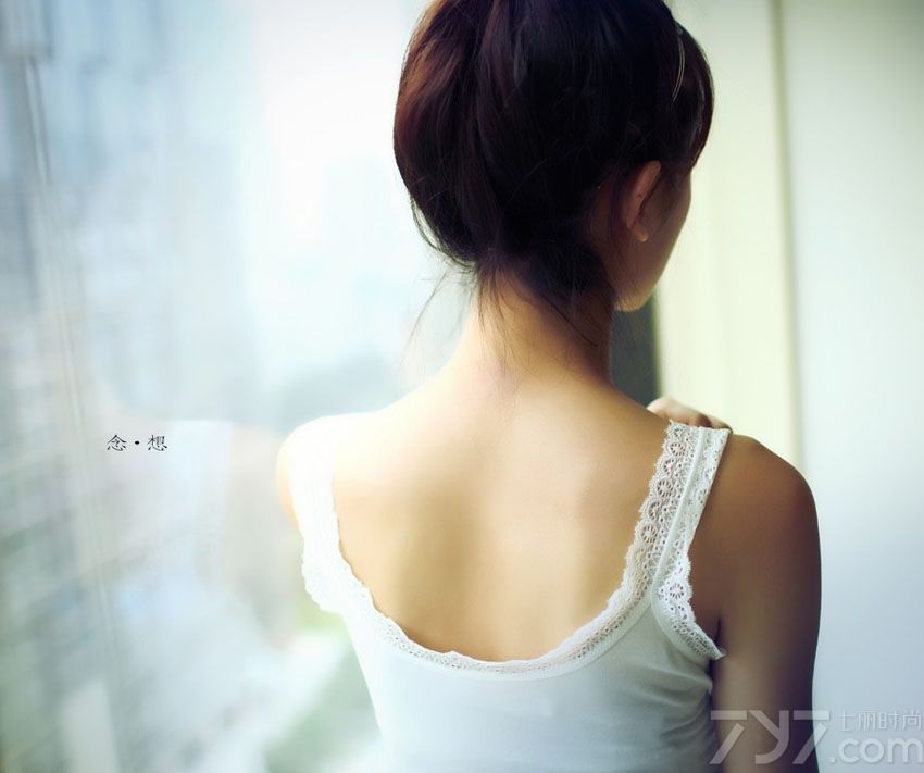 <p>清纯校花唯美&ldquo;念想&rdquo;生活照 直令宅男沉醉其中</p>