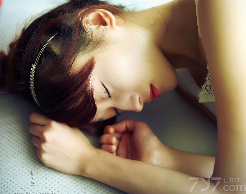 <p>清纯校花唯美&ldquo;念想&rdquo;生活照 直令宅男沉醉其中</p>