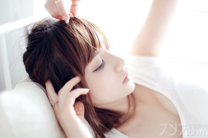 <p>萌系少女最纯洁的私照&nbsp; 令宅男们陶醉不已</p>