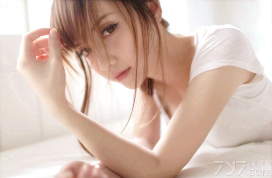 <p>萌系少女最纯洁的私照&nbsp; 令宅男们陶醉不已</p>