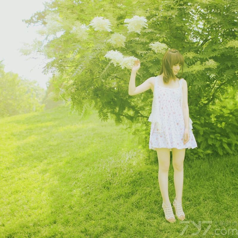 <p>萌系少女最纯洁的私照&nbsp; 令宅男们陶醉不已</p>