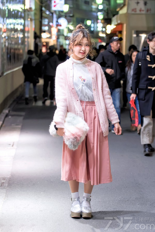 原宿风街拍图片,原宿风服装搭配