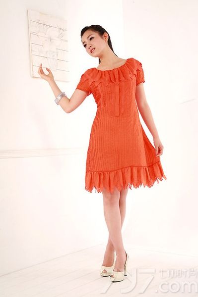 <p>陈妍希说她庆幸当年的选择，从被直指是不会演戏的新人，到用清丽的表现征服&ldquo;票房&rdquo;，陈妍希用了六年。相比&ldquo;全民女神&rdquo;的成就，她更愿意谈&ldquo;生命的质地&rdquo;&mdash;&mdash;生活的动人之处在于有机会体验别人的生命轨迹。</p>