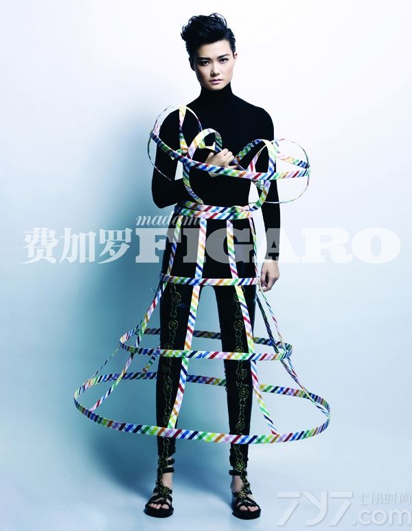 <p>李宇春首登2013《费加罗》国际大刊 演绎别样&ldquo;性感&rdquo;</p>