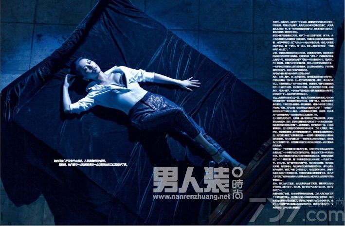 <p>刘诗诗首次突破尺度登《男人装》，真空裸背勾人眼球！刘诗诗在《仙剑奇侠传三》、《聊斋奇女子》、《步步惊心》(观剧)、《轩辕剑之天之恒》、《大漠谣》等多部电视剧中都饰演了一个温婉可人的形象，其古典气质深受许多观众喜爱。然而私底下的她性格豪爽，因此被称为&ldquo;诗爷&rdquo;。</p>