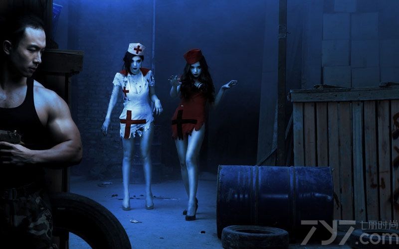 <p>现今的时代，女人玩弄性感已是彰显诱惑的一种终极手段，无人能抗拒曲线婀娜，性感而充满力量与张力的女人，一组女人持枪火力全开的制服诱惑大片，热辣制服搭配精致短打，让前线厮杀充满了&ldquo;心机&rdquo;诱惑。</p>