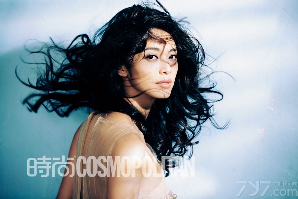 <p>以下为部分杂志文字：</p>
<p>&ldquo;不管是在十四岁，第一次去考舞蹈专业，毅然决然地来到了<a style=