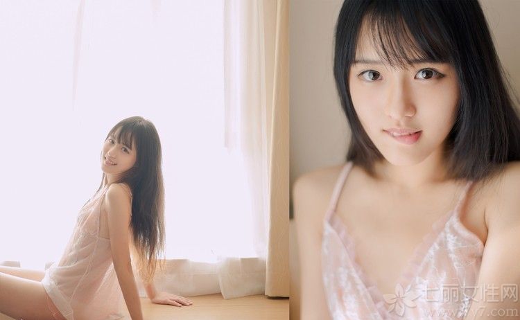 小清新是目前流行的风格，那小清新美女又有着怎样的魔力呢？下面为大家带来一组超清纯甜美的小女生诱惑私房照，清秀的脸庞，甜美的笑容，身穿粉色吊带睡衣，唯美清新，氧气十足。