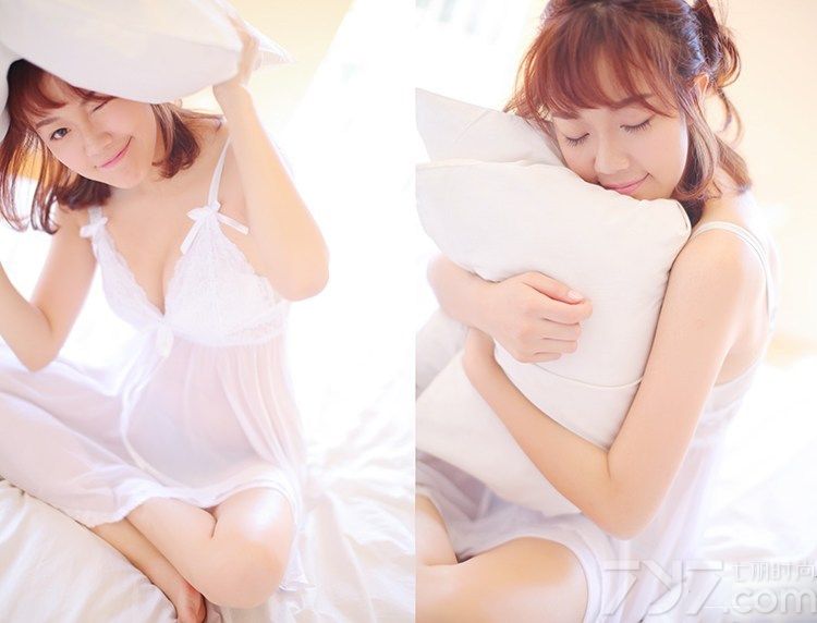 度娘刘冬情趣内衣写真曝光，搔首弄姿半露酥胸。D罩杯巨乳隐隐作现十分诱人。百度年会捧红了刘冬，让其瞬间晋身宅男女神。销声匿迹了一段时间的刘冬再次进入人们的视野。话说刘冬不是进军娱乐圈吗？怎么在荧屏上几乎没有她的踪影，看来进军演艺圈并不是那么顺利呀，近日，前“度娘”刘冬拍摄了一组情趣内衣写真，画面中，只见她穿着各式的内衣出镜，摆出不同撩人的姿势，十分性感。