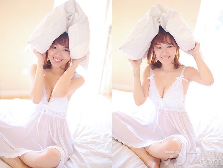 度娘刘冬情趣内衣写真曝光，搔首弄姿半露酥胸。D罩杯巨乳隐隐作现十分诱人。百度年会捧红了刘冬，让其瞬间晋身宅男女神。销声匿迹了一段时间的刘冬再次进入人们的视野。话说刘冬不是进军娱乐圈吗？怎么在荧屏上几乎没有她的踪影，看来进军演艺圈并不是那么顺利呀，近日，前“度娘”刘冬拍摄了一组情趣内衣写真，画面中，只见她穿着各式的内衣出镜，摆出不同撩人的姿势，十分性感。