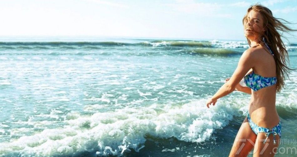 妮娜·阿格戴尔（NinaAgdal）：1992年3月26日出生于丹麦，被称为是“甜心炸弹”的天使超模。甜心嫩模NinaAgdal比基尼大片，甜素纯少女可爱又能性感迷人。