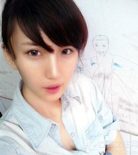 <p>长发校花见多了，来参观下不一样的短发校花吧！拥有&ldquo;短发美女&rdquo;之称的卢六六，除了清丽脱俗的气质，身上还有着女孩所特有的坚韧和智慧，身材美貌一直保持得相当完美。她可是华中师范大学武汉传媒学院2008级的校花哦！最后凭借着网络在校花美女网走红。</p>