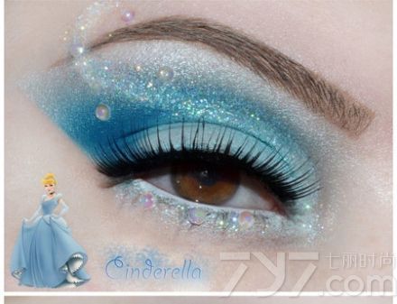 眼睛是面部的重中之重,而眼妆则是整个妆容的视觉焦点。不同的眼妆表现出不同的形象,展现女性的美丽表情。爱美MM想要打造漂亮而迷人的双眸,就需要学会制造出浪漫眼妆。创意彩色时尚眼妆 打造漂亮迷人双眸