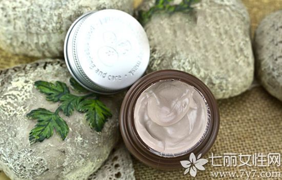 悦诗风吟火山泥面膜使用方法 