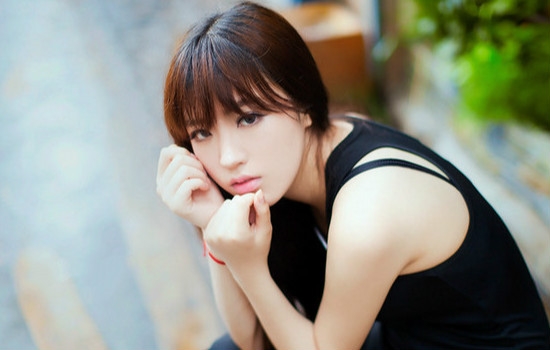 美白精华液的正确使用方法,美白精华液怎么用,美白精华怎么使用