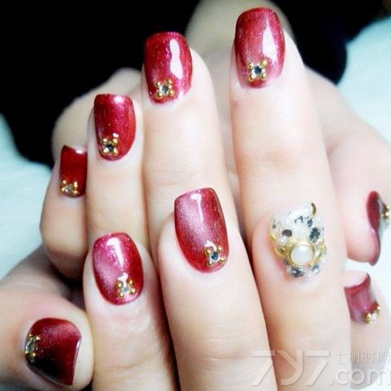 猫眼胶美甲图片,紫色猫眼胶美甲图片,蓝色猫眼胶美甲图片