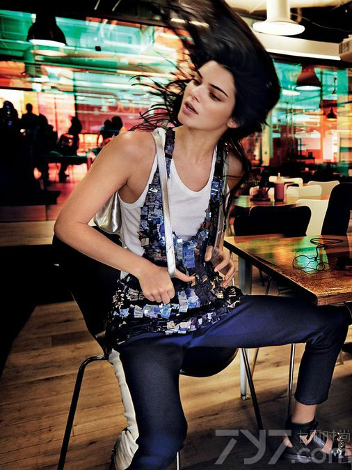 美版《vogue》三月号：GEEK LOVE