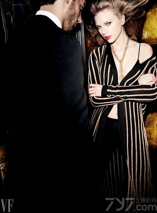 泰勒斯威夫特杂志新片  黑衣造型帅气女王